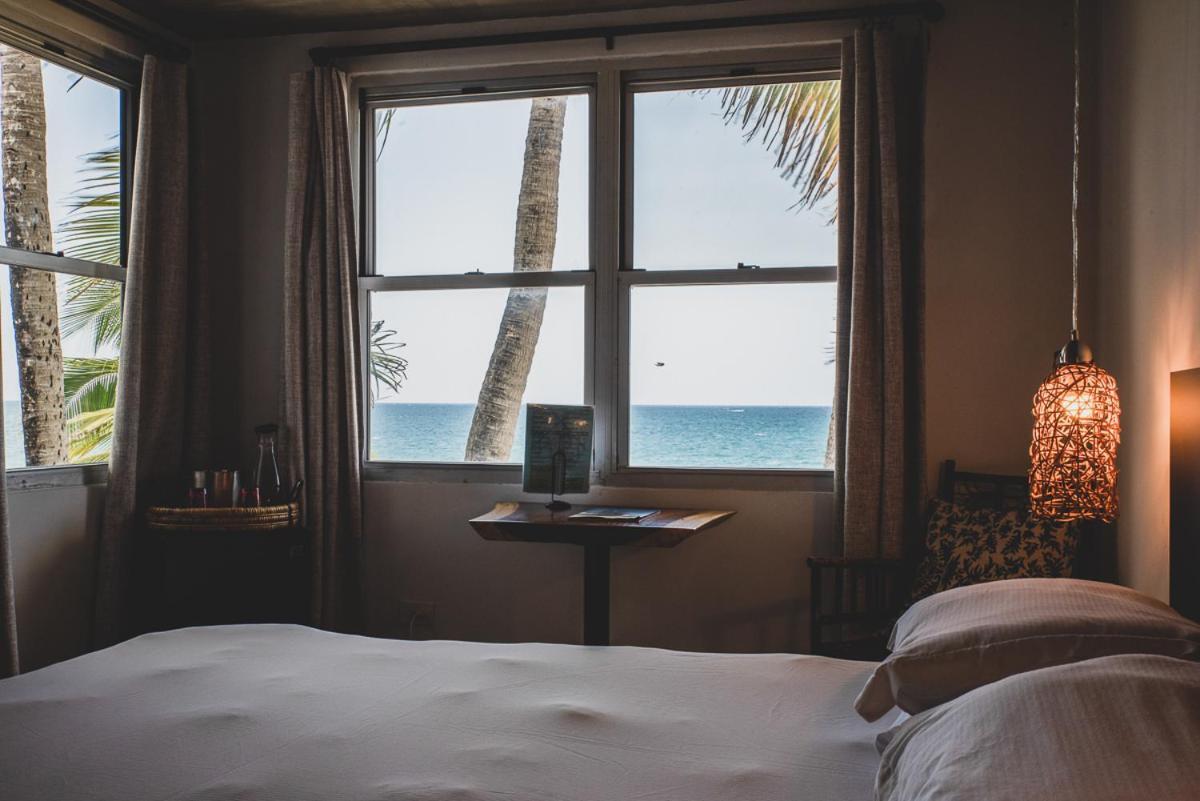 Numero Uno Beach House San Juan Bagian luar foto